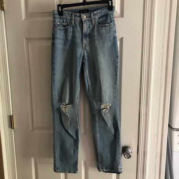 Free Assembly high rise straight leg jeans- 0 - Picture 2 of 5